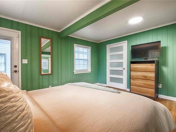 3-bedroom apartment in Venetian Hills 5