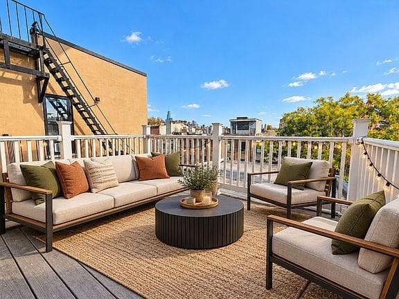 4-bedroom apartment in Carroll Gardens 3