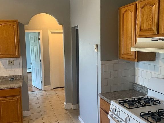 2-bedroom apartment in Dorchester 1