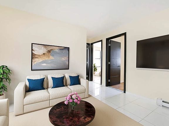 4-bedroom apartment in Upper West Side 2