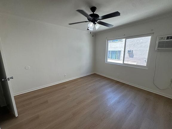 2-bedroom apartment in Hollywood 5