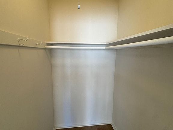 2-bedroom apartment in Hollywood 8