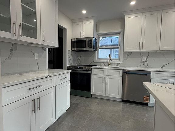 3-bedroom apartment in North Bayside 4