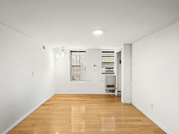 Studio apartment in East Village 2