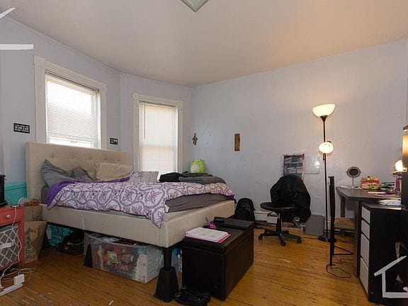 3-bedroom apartment in Mission Hill 4