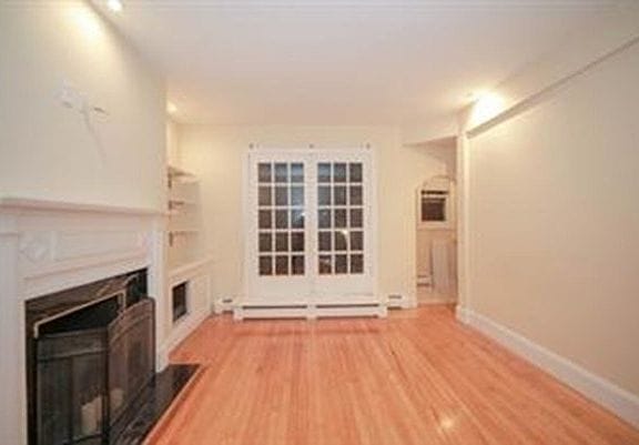 5-bedroom apartment in Brighton 2