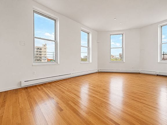 2-bedroom apartment in Clinton Hill 1
