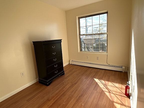 3-bedroom apartment in East New York 6