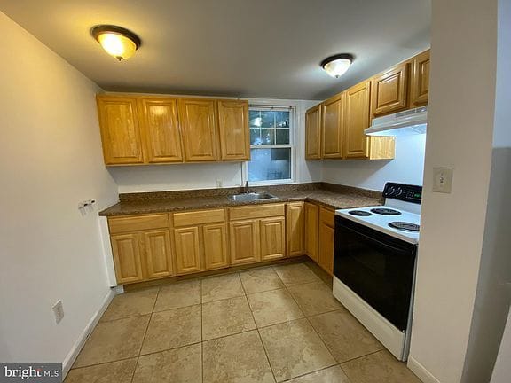 2-bedroom apartment in Hartranft 5