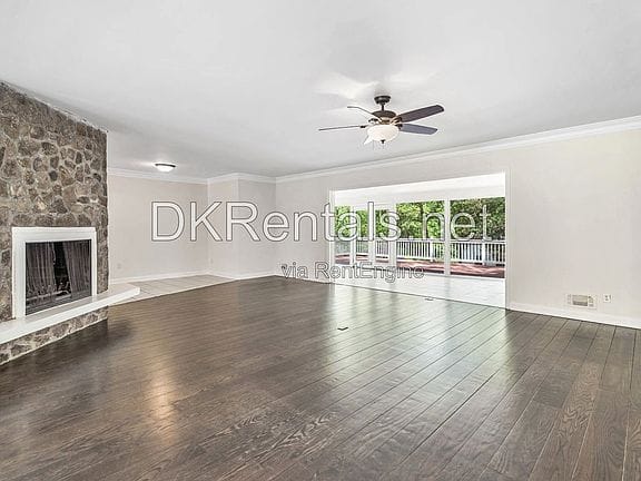 4-bedroom apartment in ATLANTA 8