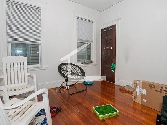 3-bedroom apartment in Allston 10