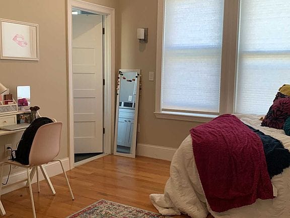 8-bedroom apartment in Brighton 1
