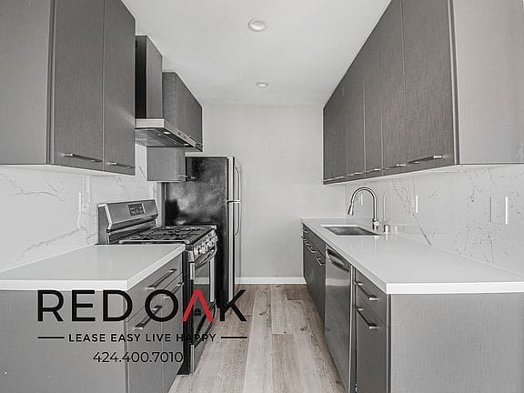 1-bedroom apartment in Koreatown 1