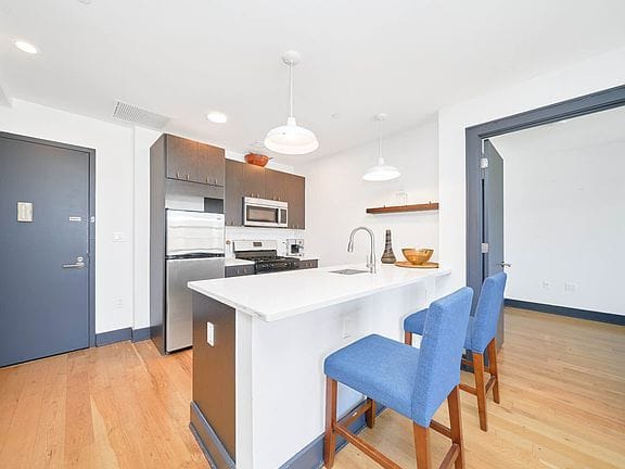 2-bedroom apartment in Spanish Harlem 1