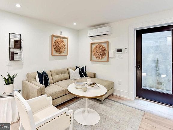 1-bedroom apartment in Dupont Circle 3