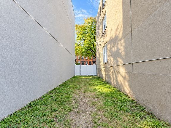 1-bedroom apartment in Clinton Hill 7