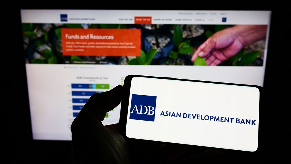 Ekonom ADB Nilai Pemilu Dorong Ekonomi Indonesia Tumbuh 5% di 2024