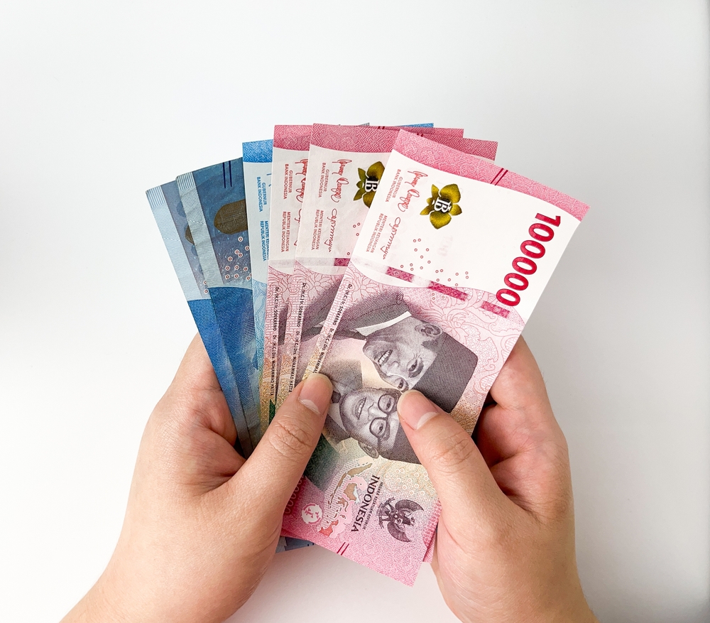 Simpan Uang Rp100 Juta di SBN Ritel ORI027 vs Deposito, Mana Lebih Untung?