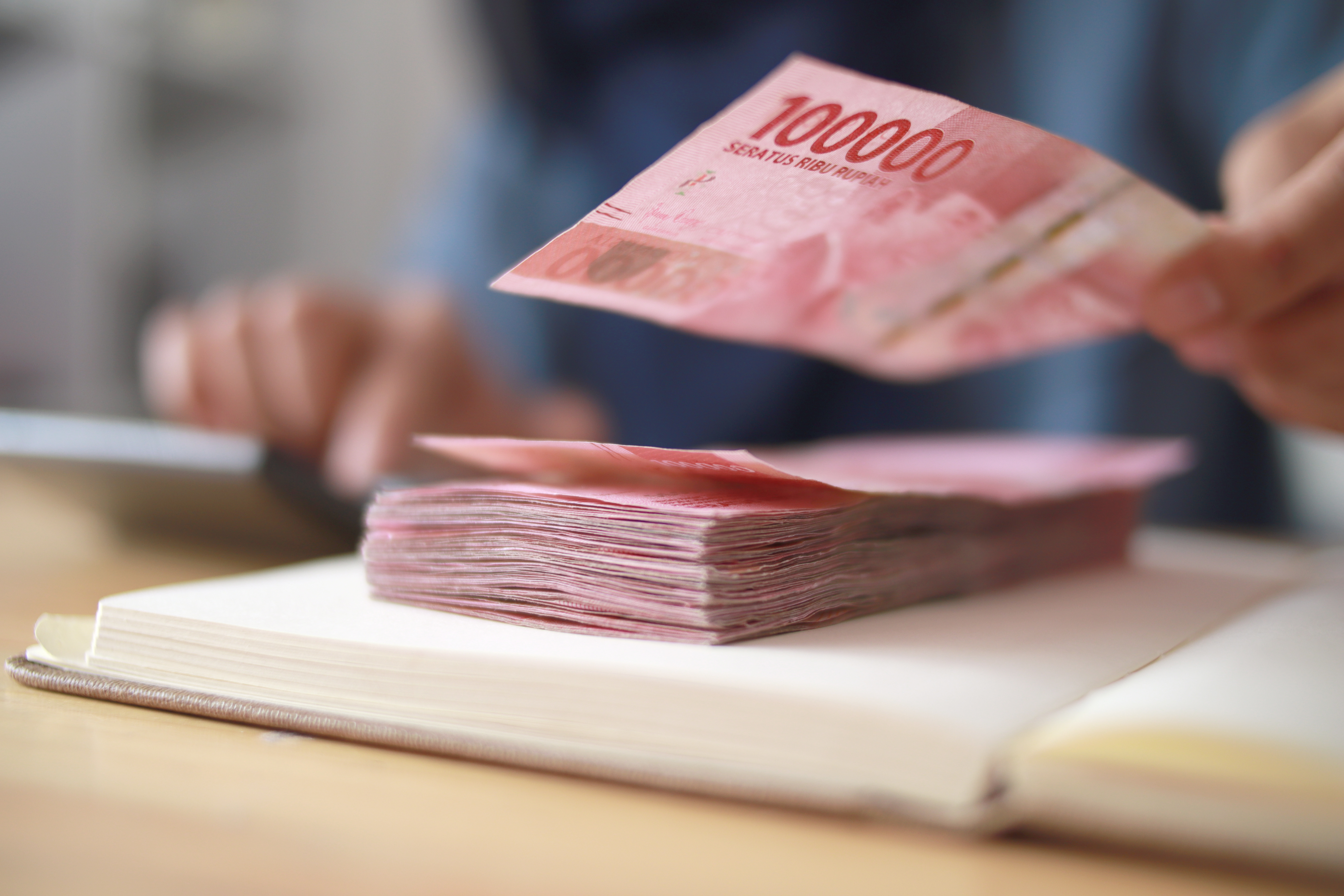 Jaga Aset Saat Inflasi Tinggi: Hasil Simpan Rp10 Juta di Deposito vs Reksa Dana Pasar Uang