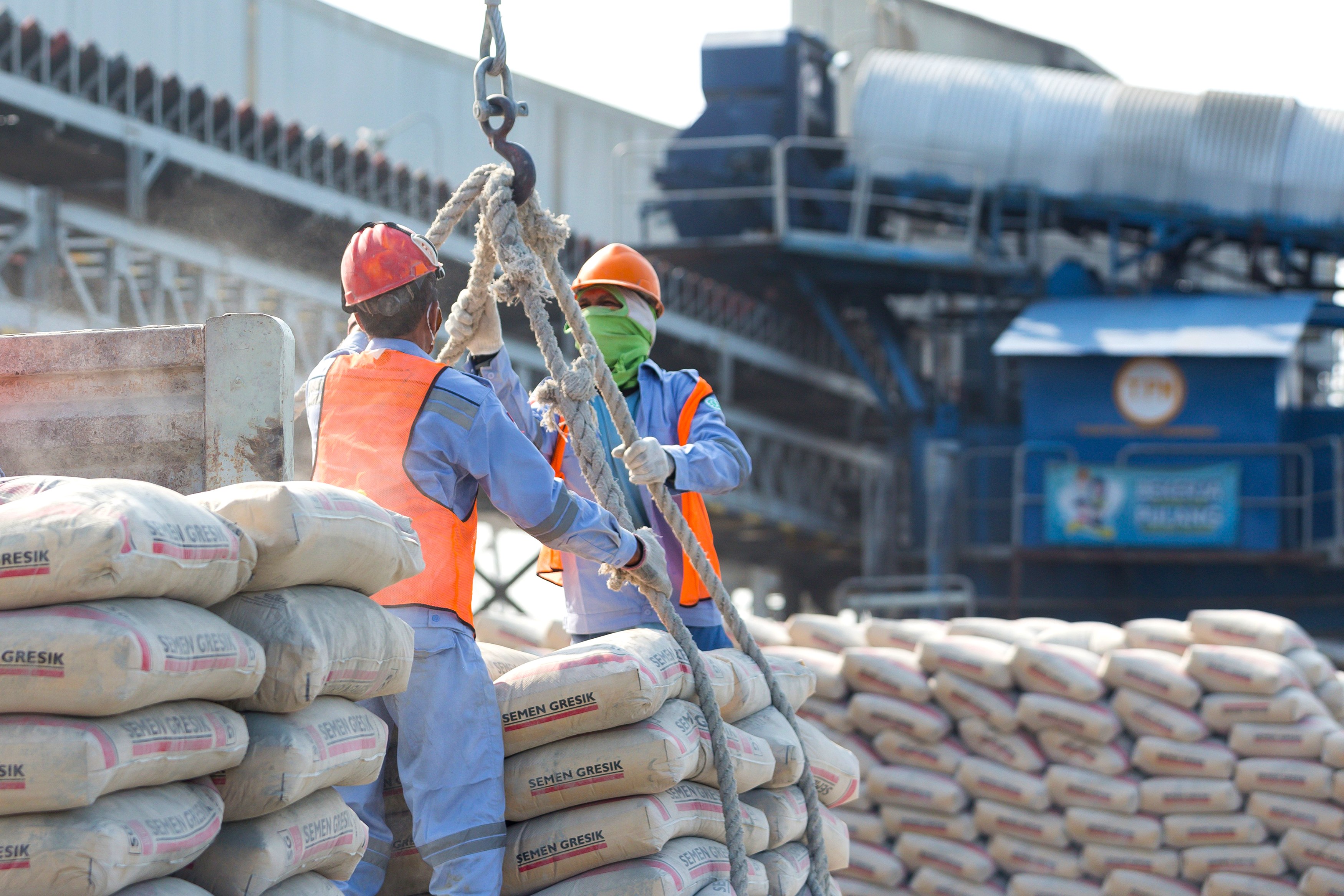 SIG (SMGR) Bagikan 100% Laba 2025 sebagai Dividen, Ini Potensi Yieldnya