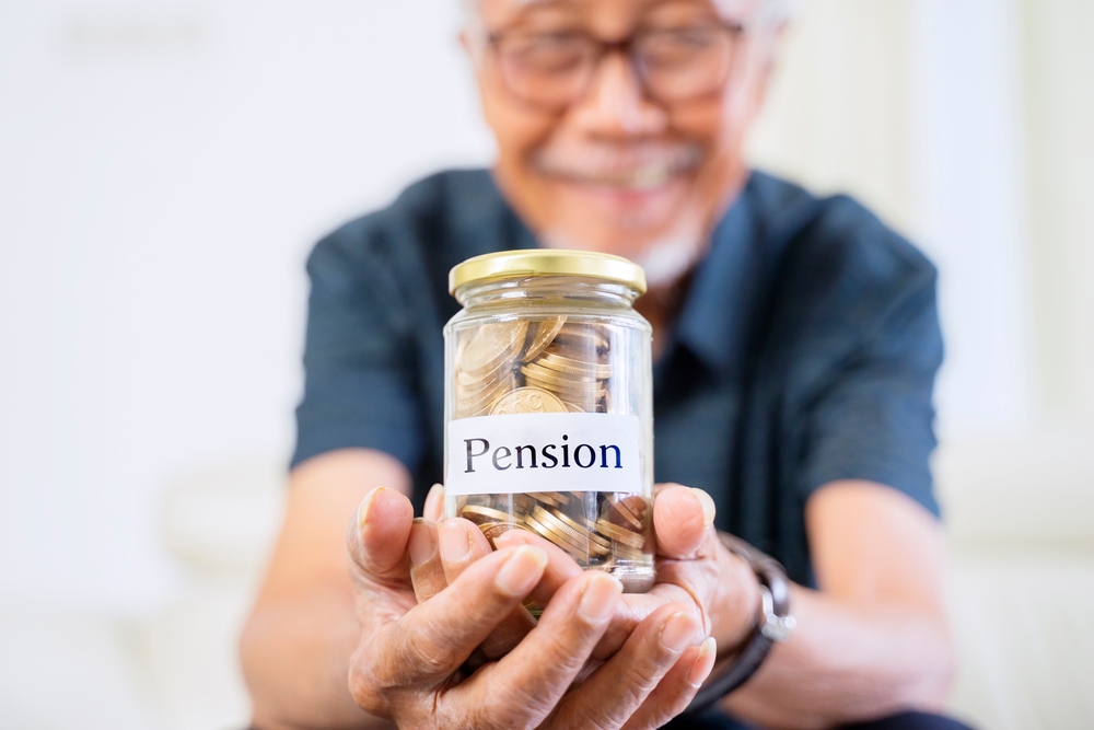 Tips Investasi Emas untuk Siapkan Dana Pensiun Biar Sejahtera di Masa Tua