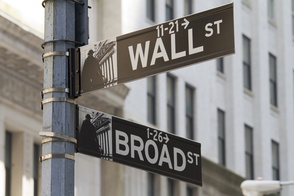 Wall Street Bervariasi, Rupiah Menguat, RUPO Waskita Sepakat Restuktur Utang