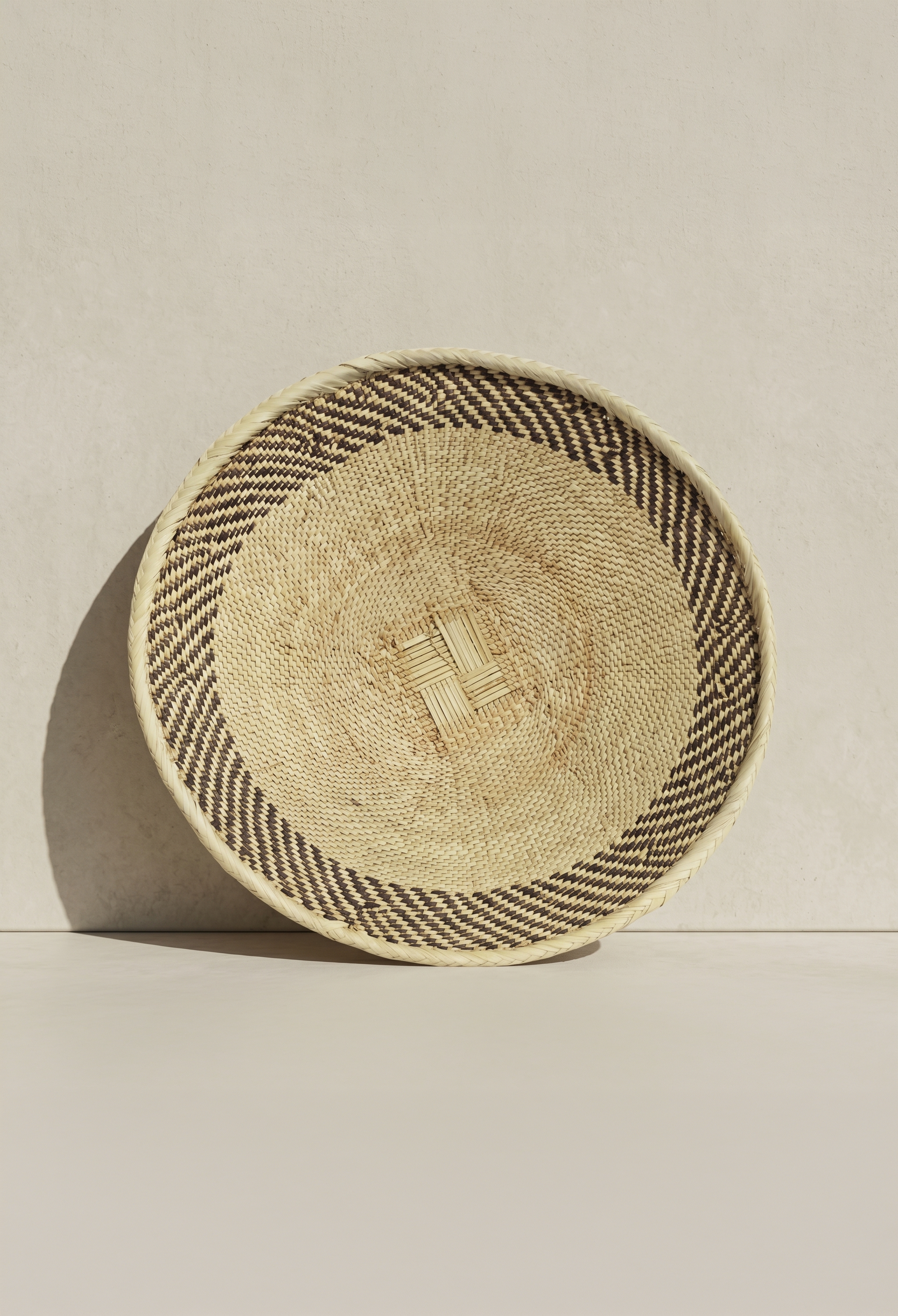 Tonga Basket — Obsidian Wave Crescent (Large)