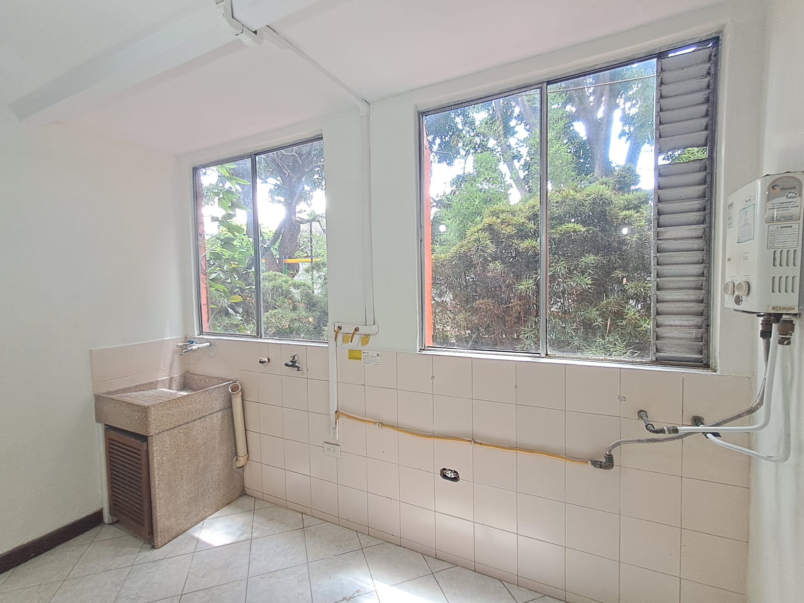 Apartamento en Arriendo en EL POBLADO Imagen de apartamento 2