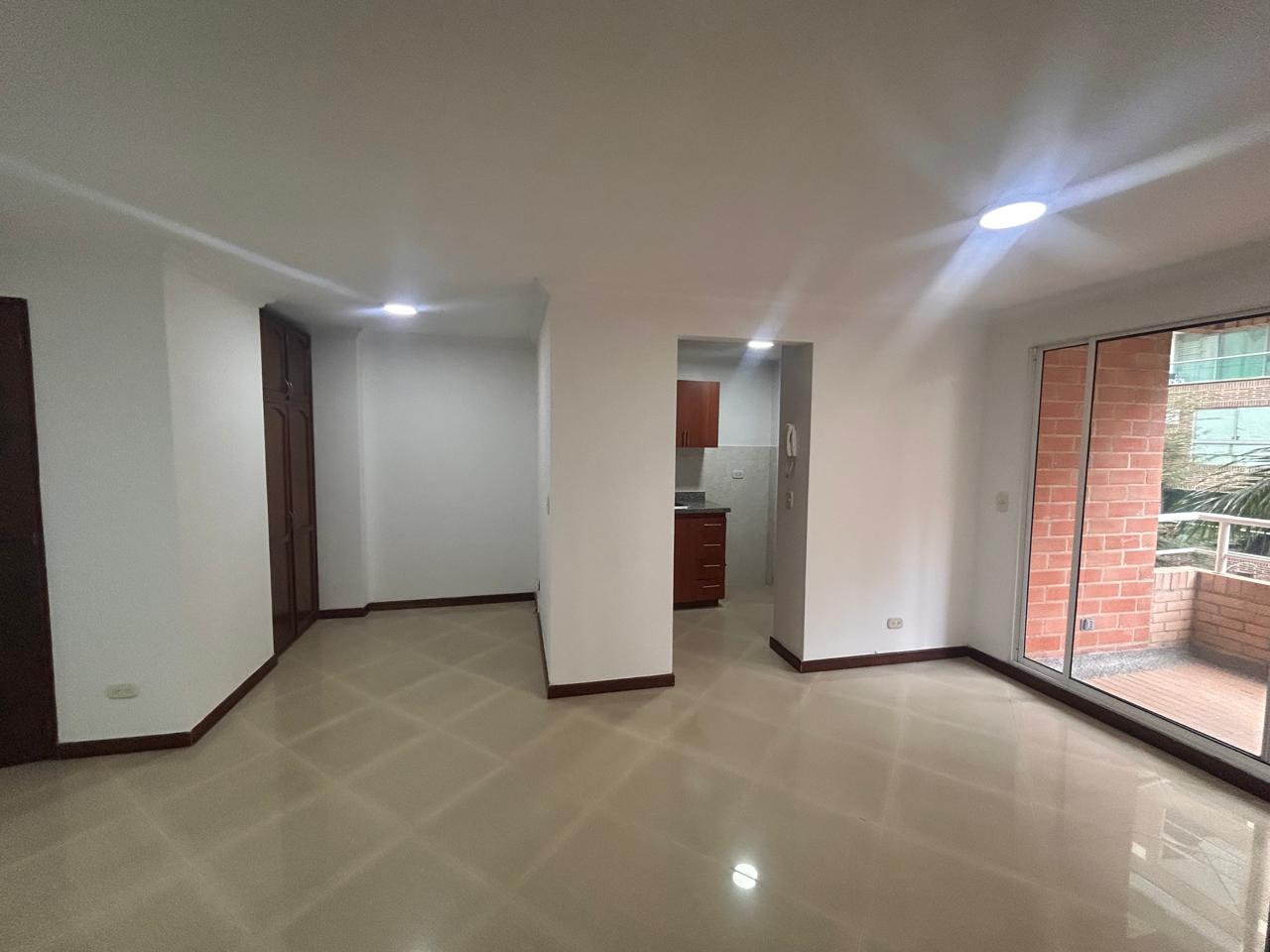 Apartamento en Arriendo en LAURELES Imagen de apartamento 1