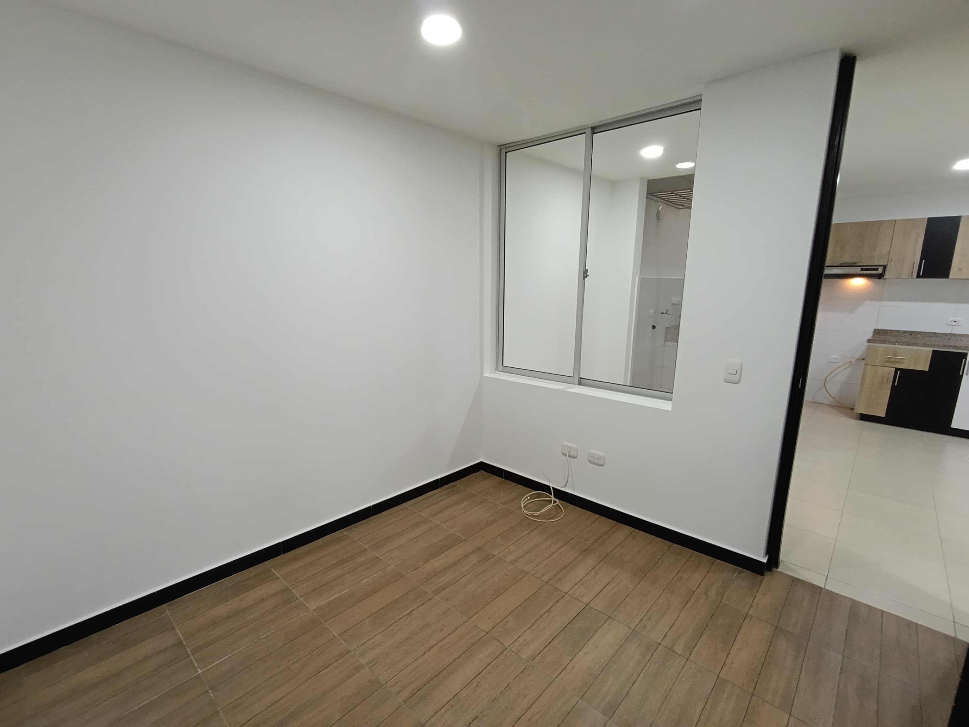 Imagen de Por definir 16