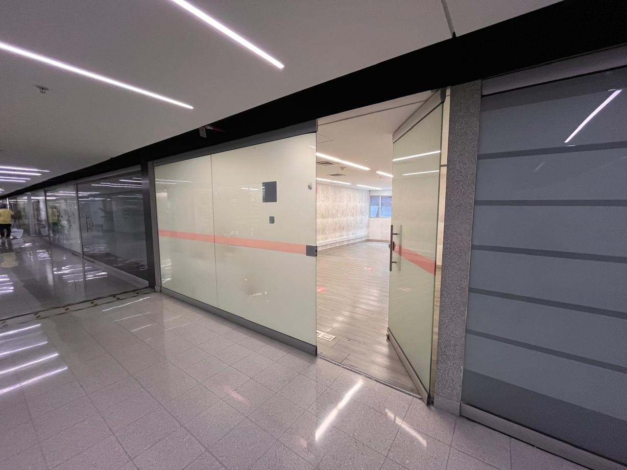 Oficina en Arriendo en ZONA CENTRO- SABANETA Imagen principal de oficina