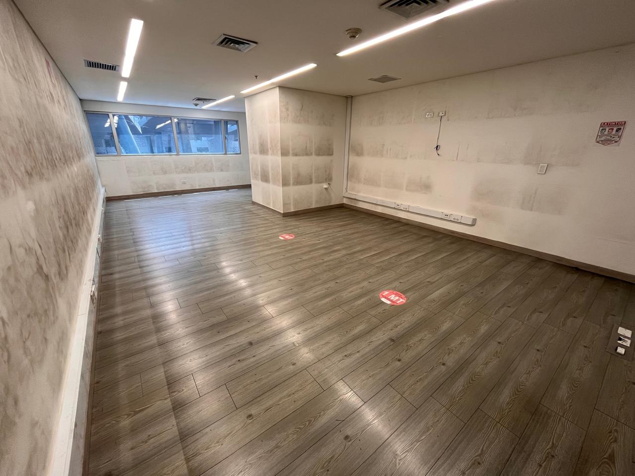 Oficina en Arriendo en ZONA CENTRO- SABANETA Imagen de oficina 2