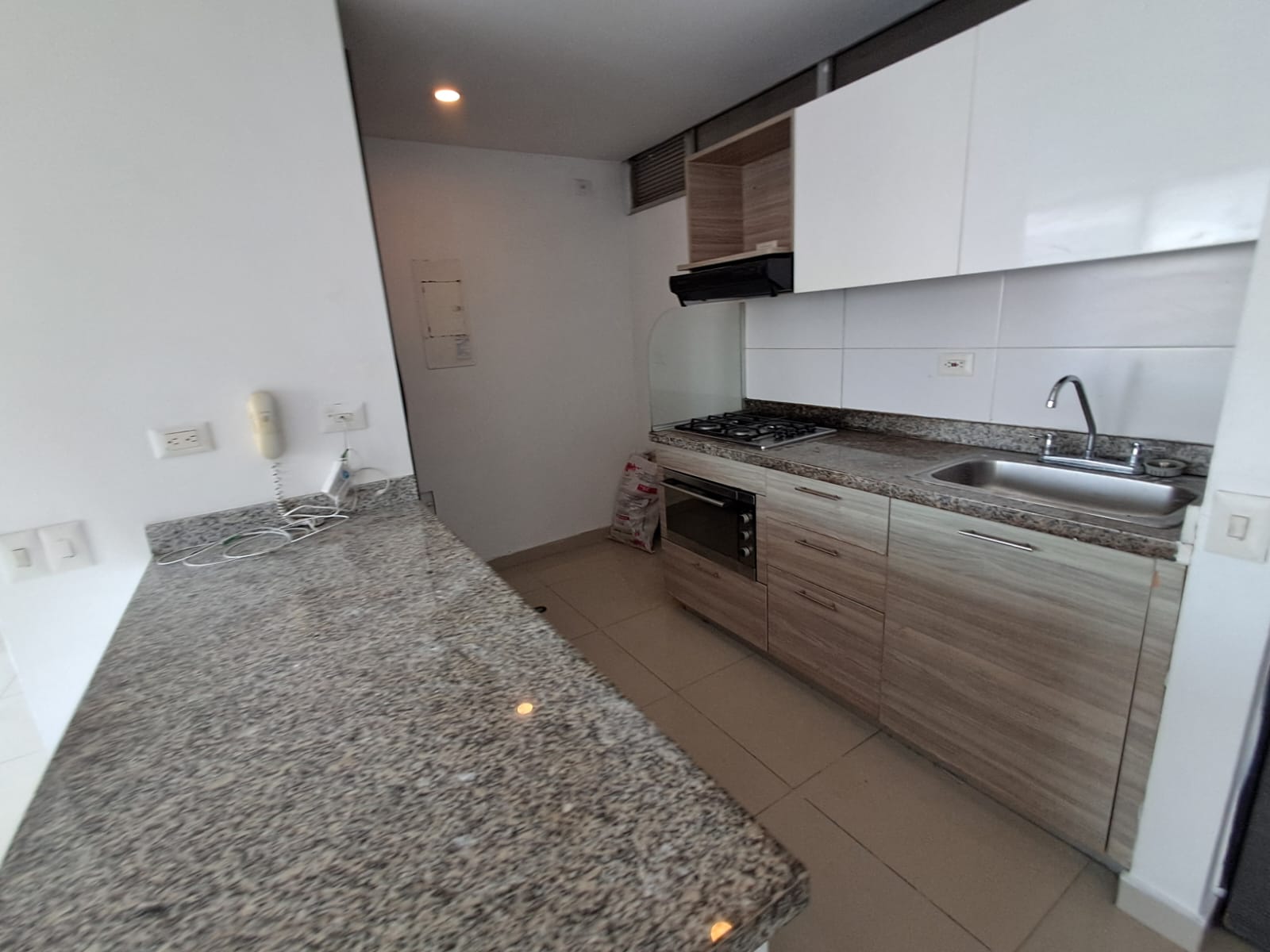 Apartamento en Arriendo en BETANIA Imagen de apartamento 3