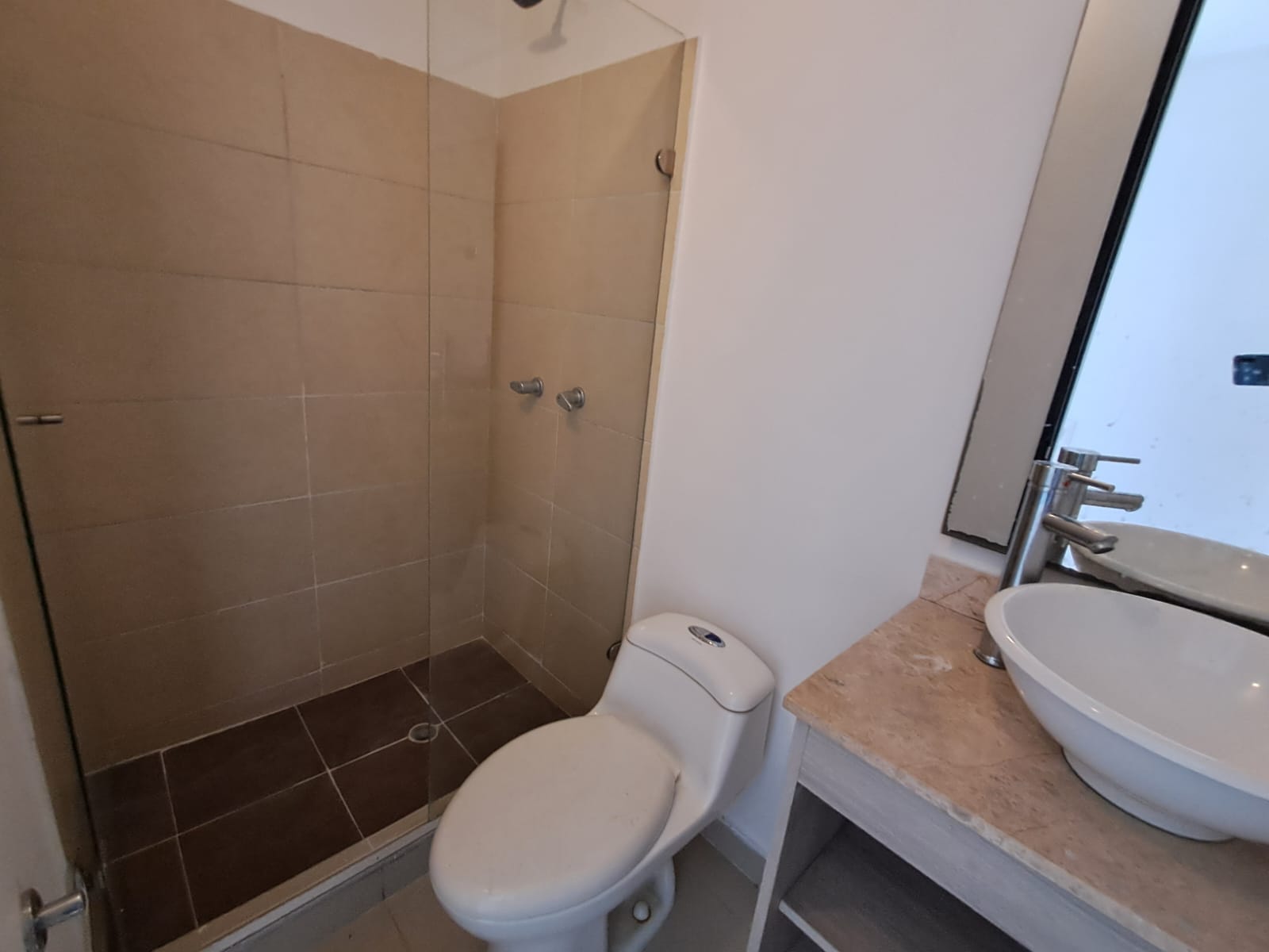 Apartamento en Arriendo en BETANIA Imagen de Apartamento 12