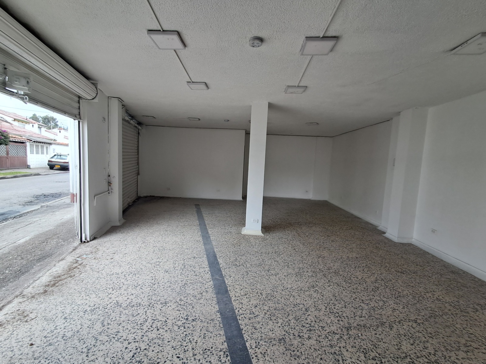 Local en Arriendo en VILLA DEL PRADO Imagen de local 2