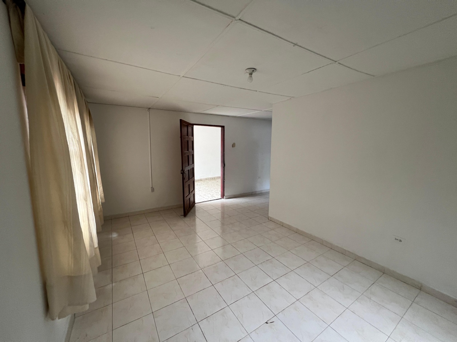 Casa en Arriendo en PARAÍSO Imagen de casa 2