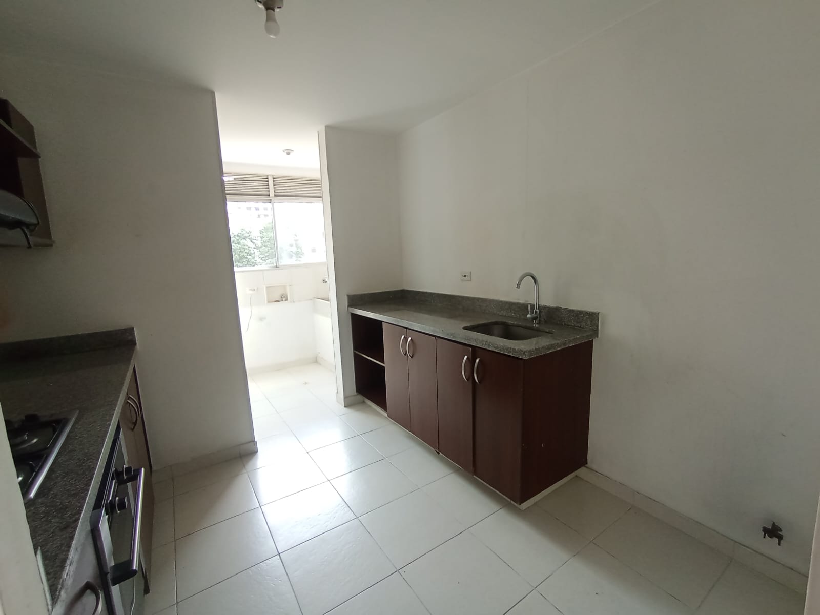 Apartamento en Arriendo en CONQUISTADORES Imagen principal de apartamento