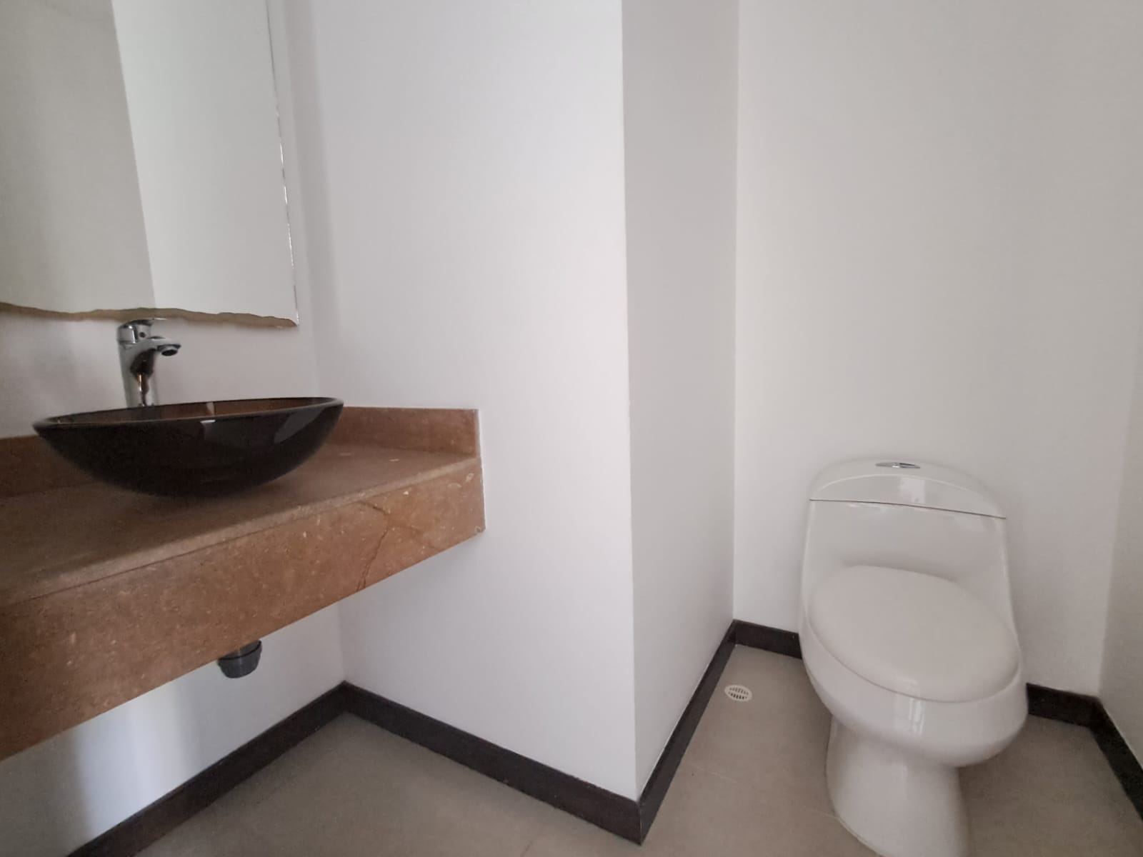 Apartamento en Arriendo en EL POBLADO Imagen de Apartamento 5