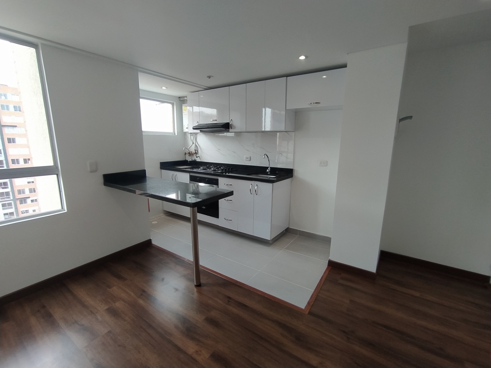Apartamento en Arriendo en CASTILLA Imagen de apartamento 3