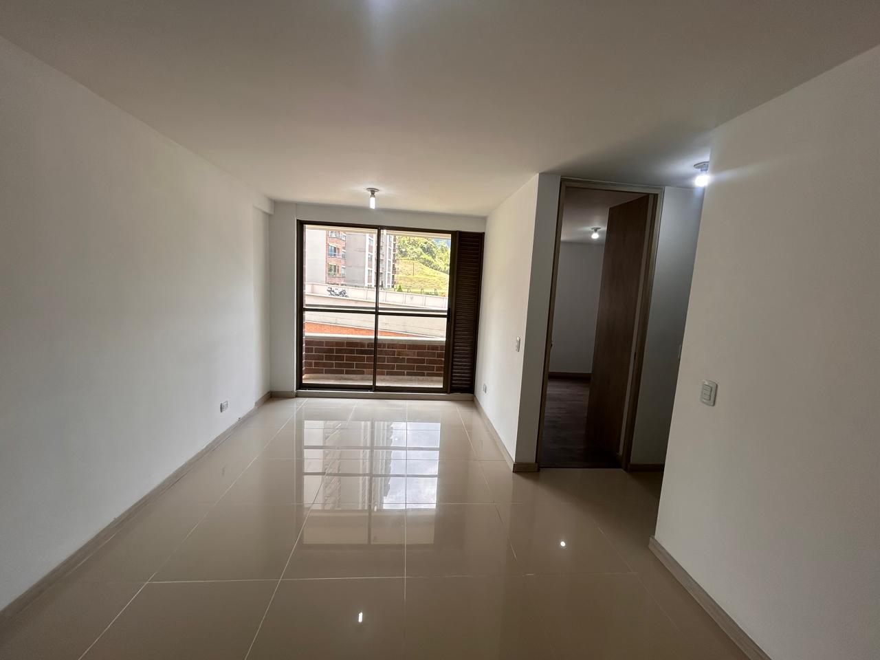 Apartamento en Arriendo en AVES MARIA Imagen de Apartamento 7