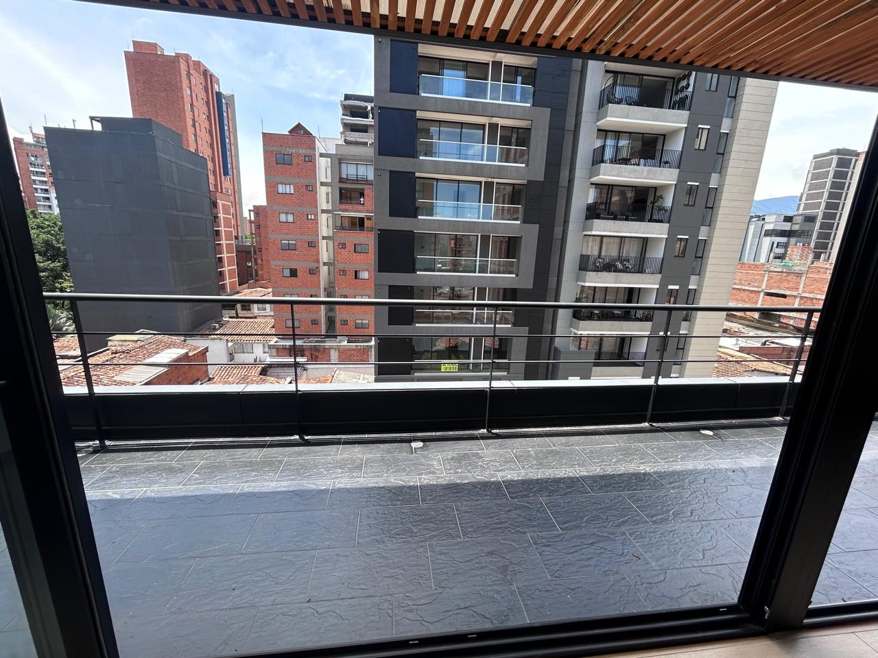 Apartamento en Arriendo en CONQUISTADORES Imagen de apartamento 3