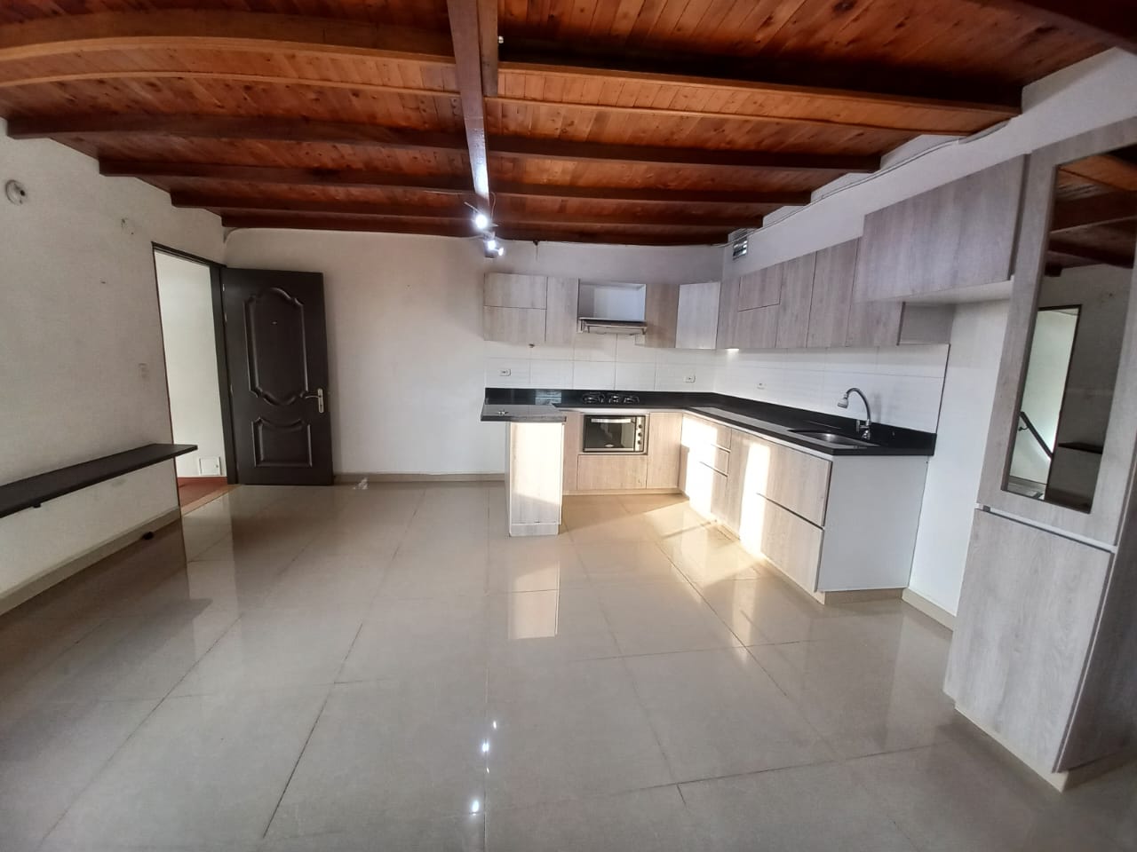 Apartamento en Arriendo en CAMPO VALDES NRO 1 Imagen principal de apartamento