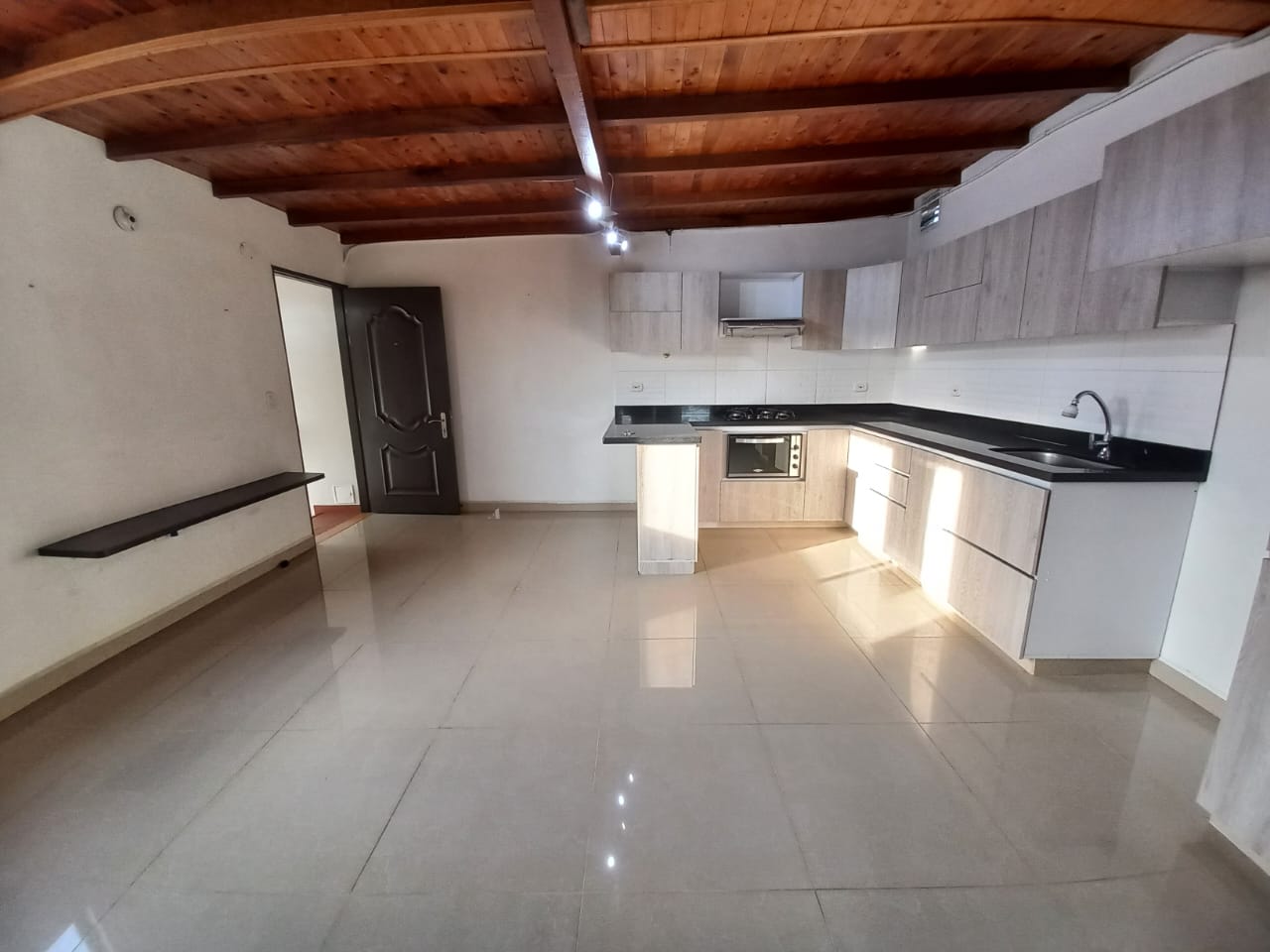 Apartamento en Arriendo en CAMPO VALDES NRO 1 Imagen de apartamento 2