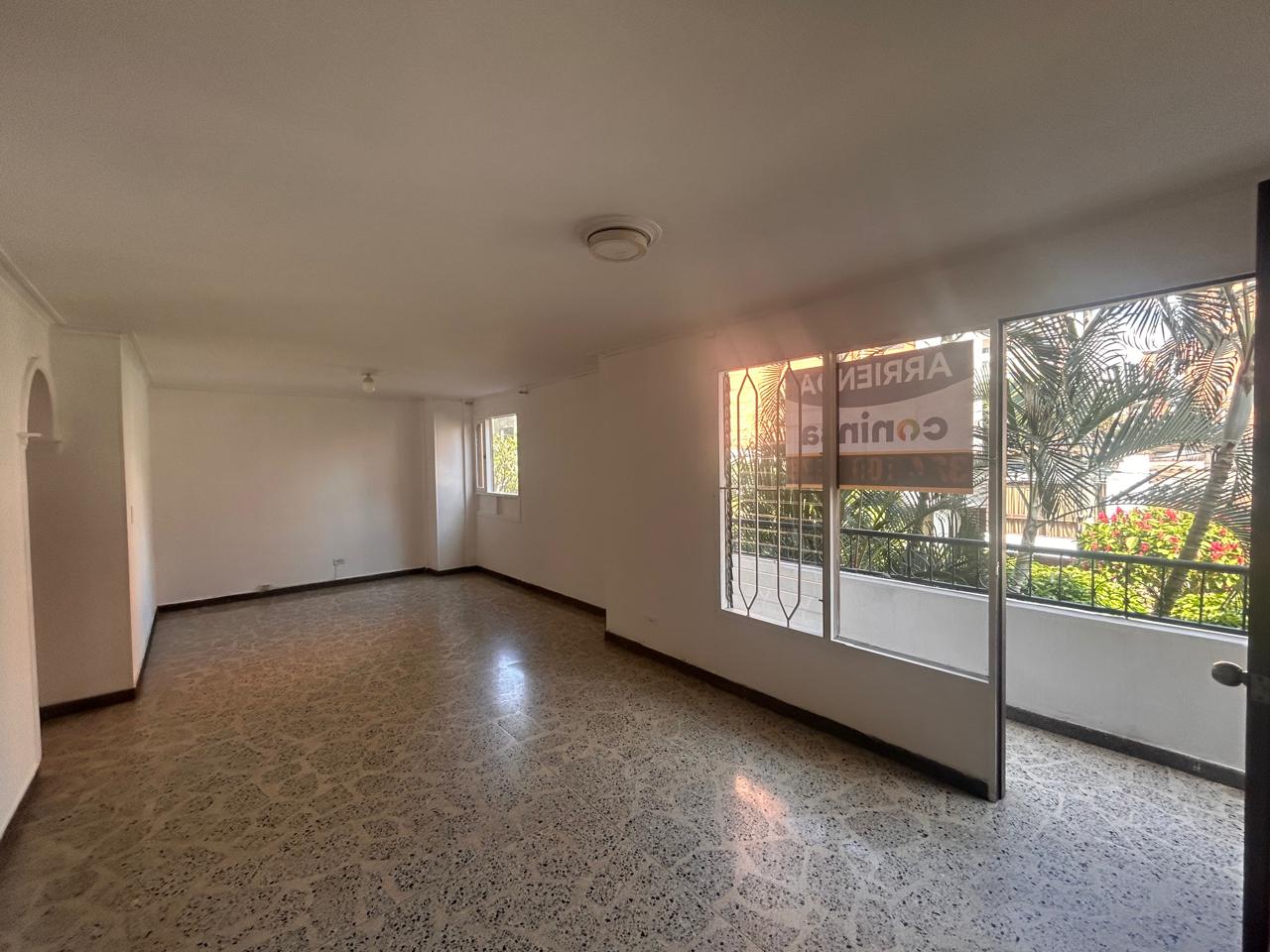 Apartamento en Arriendo en LAURELES Imagen de apartamento 1