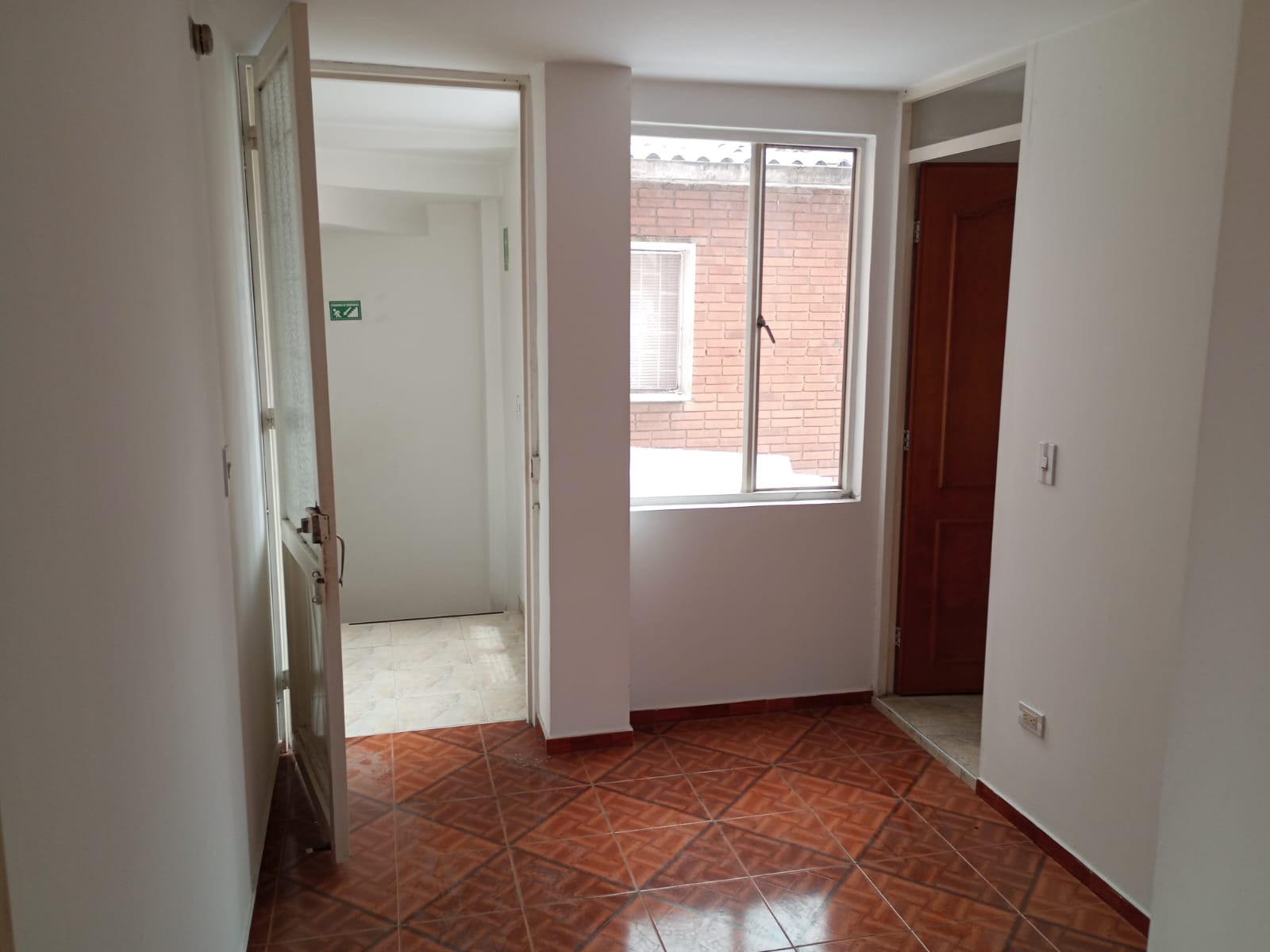 Oficina en Arriendo en LAS MARGARITAS Imagen de oficina 2