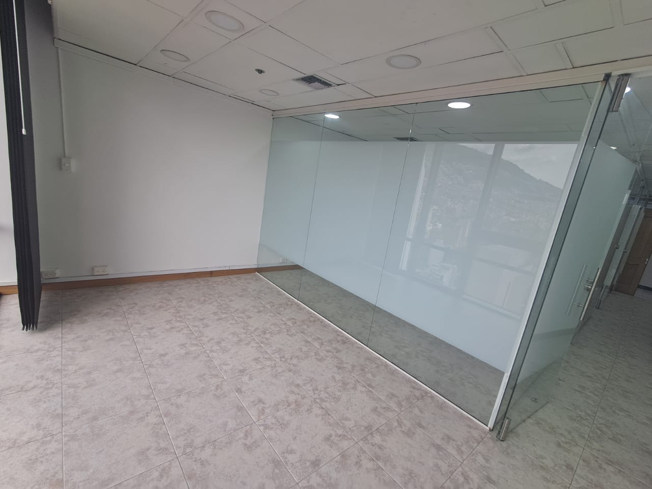 Imagen de Oficina en arriendo en Antioquia, MEDELLÍN, LA CANDELARIA