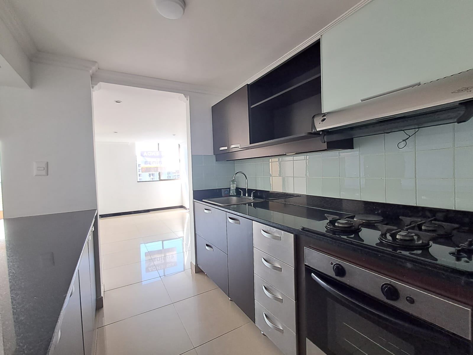 Imagen de Apartamento en arriendo en Antioquia, MEDELLÍN, LOMA DE LOS BERNAL