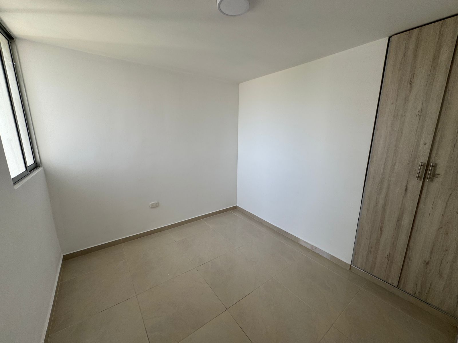 Apartamento en Arriendo en MIRAMAR Imagen de apartamento 1