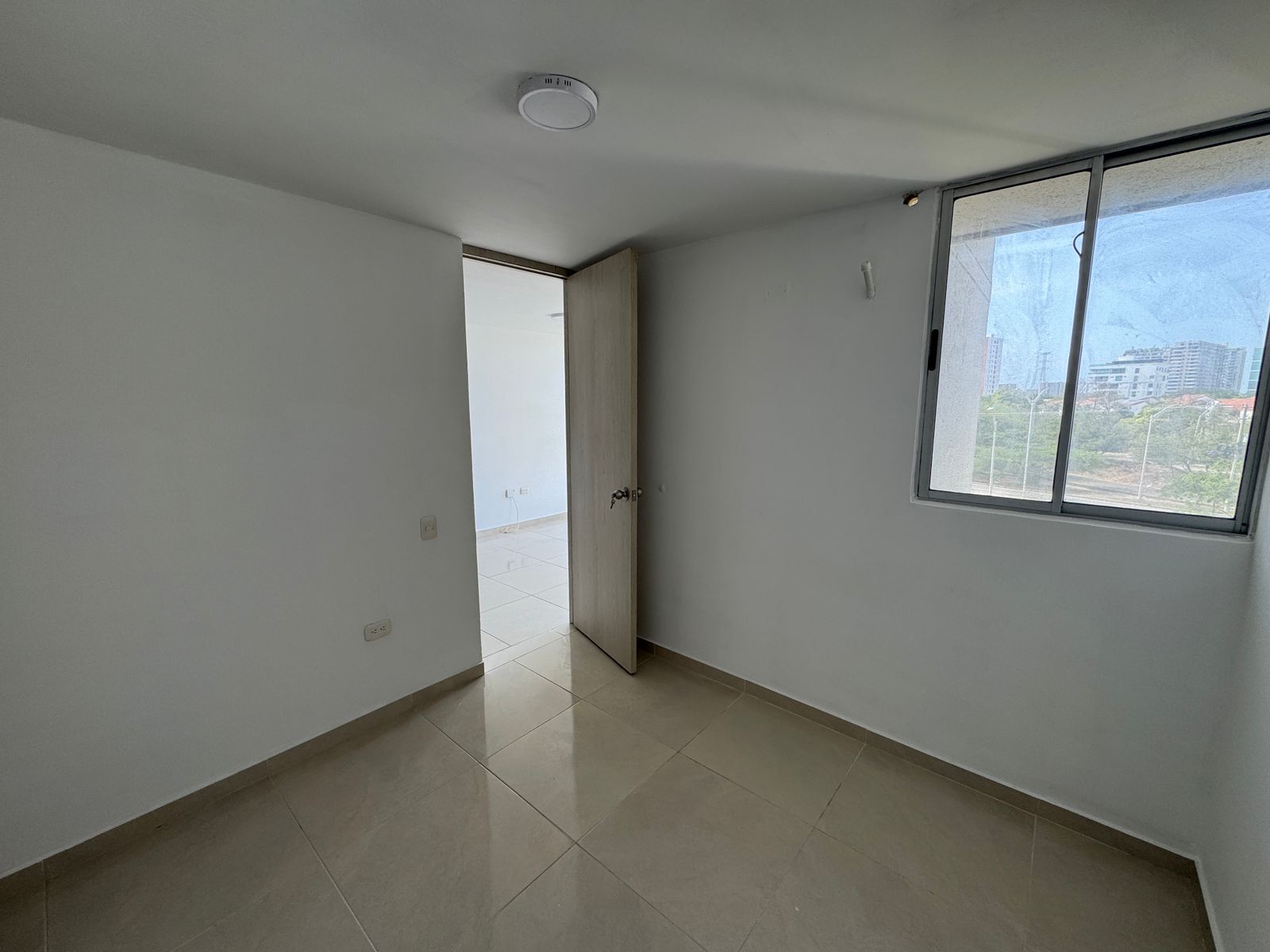 Apartamento en Arriendo en MIRAMAR Imagen de apartamento 2