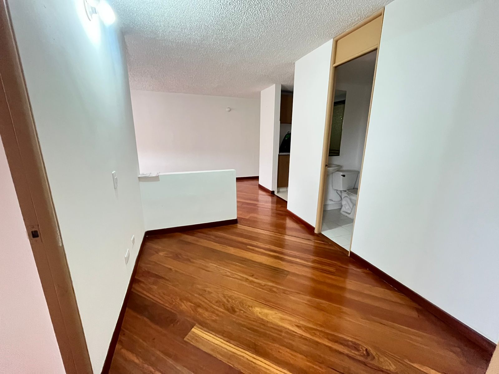 Apartamento en Arriendo en CAPELLANIA Imagen de apartamento 2